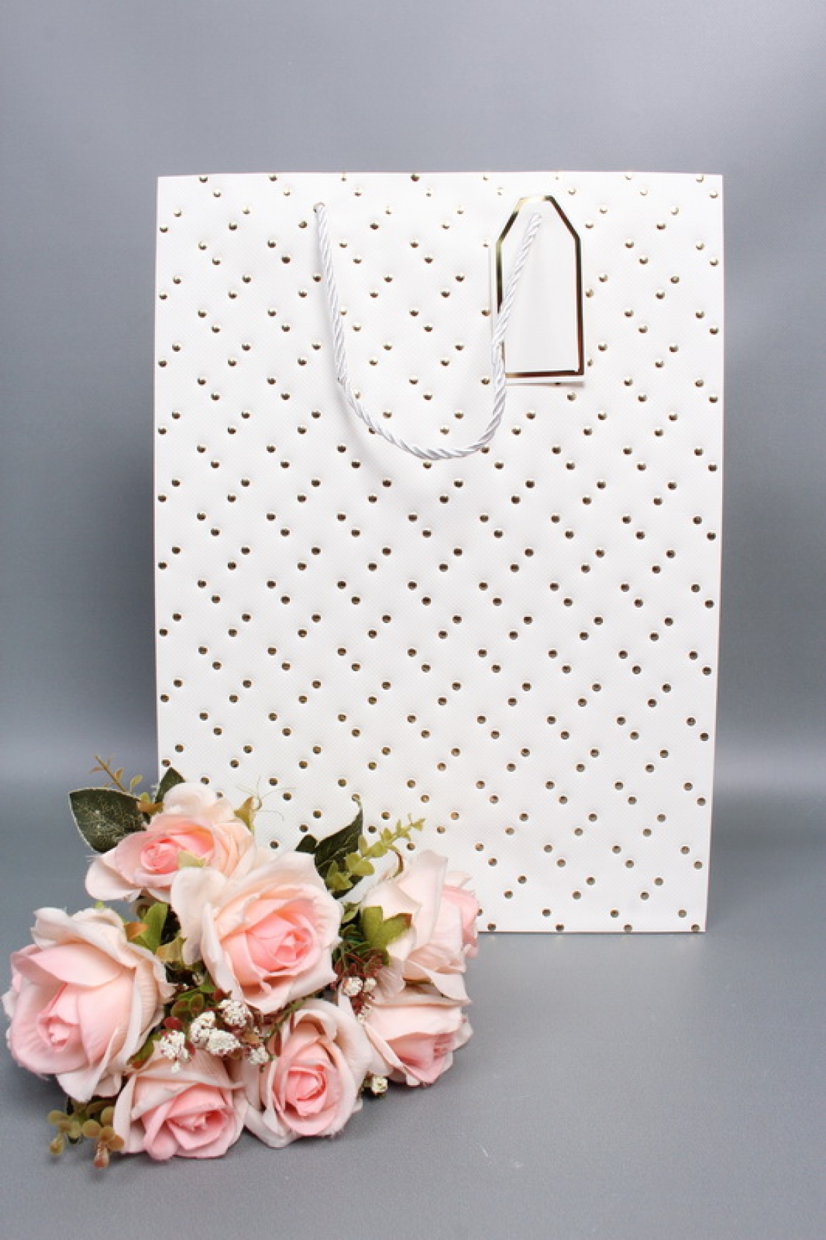 Сумка ЛЮКС Кнопки металл 31*42*12 белый  L1993