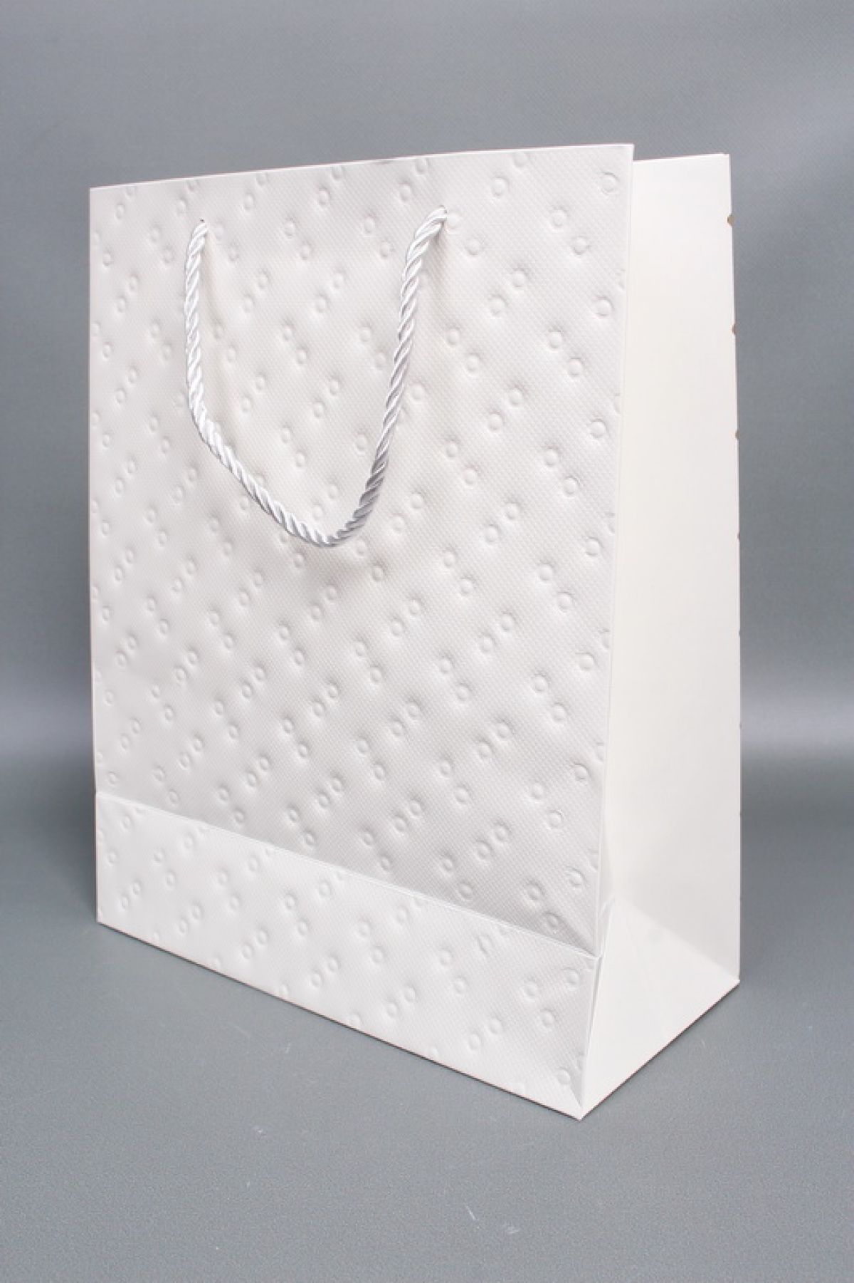 Сумка ЛЮКС Кнопки металл 26*32*12 белый  L1992