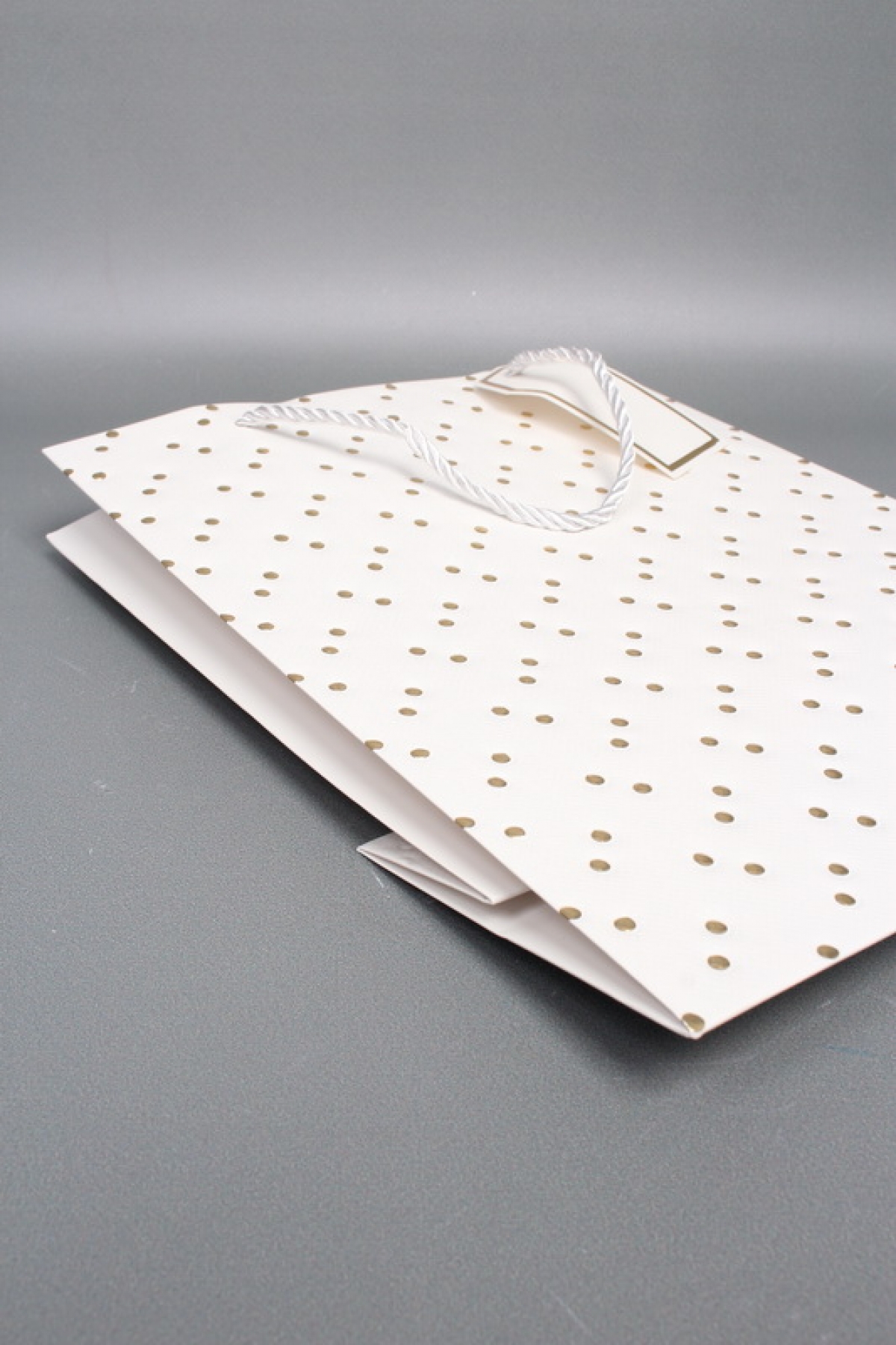 Сумка ЛЮКС Кнопки металл 26*32*12 белый  L1992