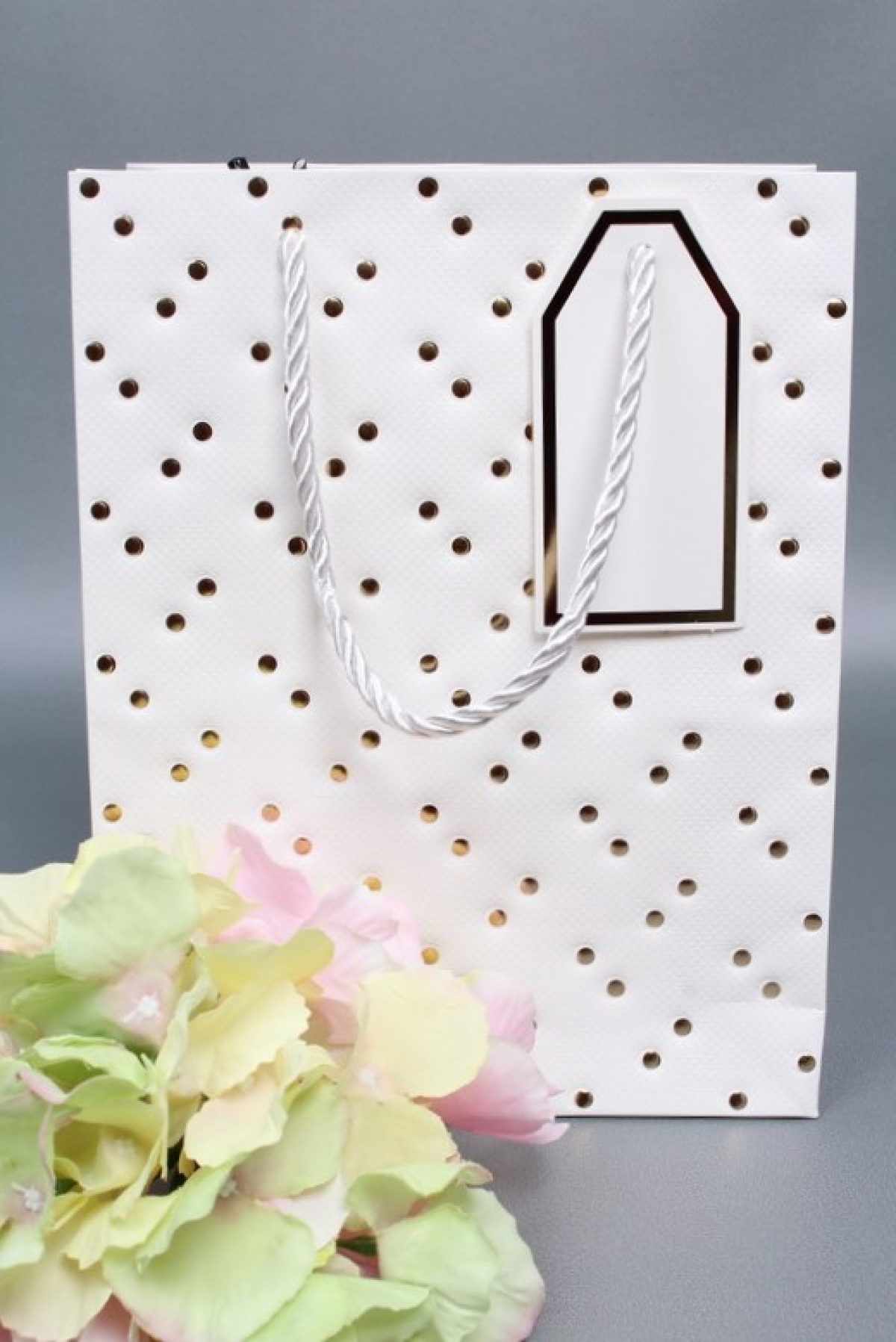 Сумка ЛЮКС Кнопки металл 23*18*10 белый  L1991