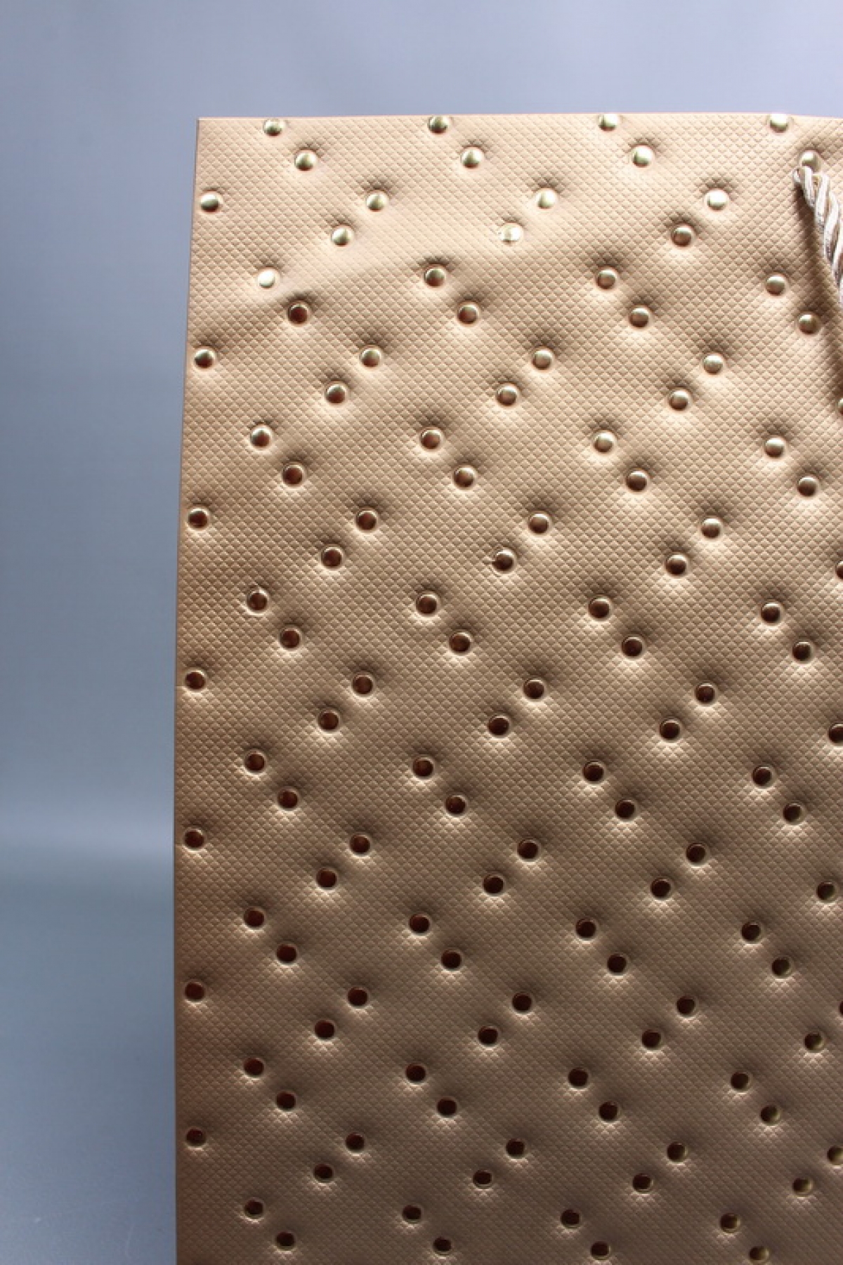 Сумка ЛЮКС Кнопки металл 50*40*15 золото  L1994