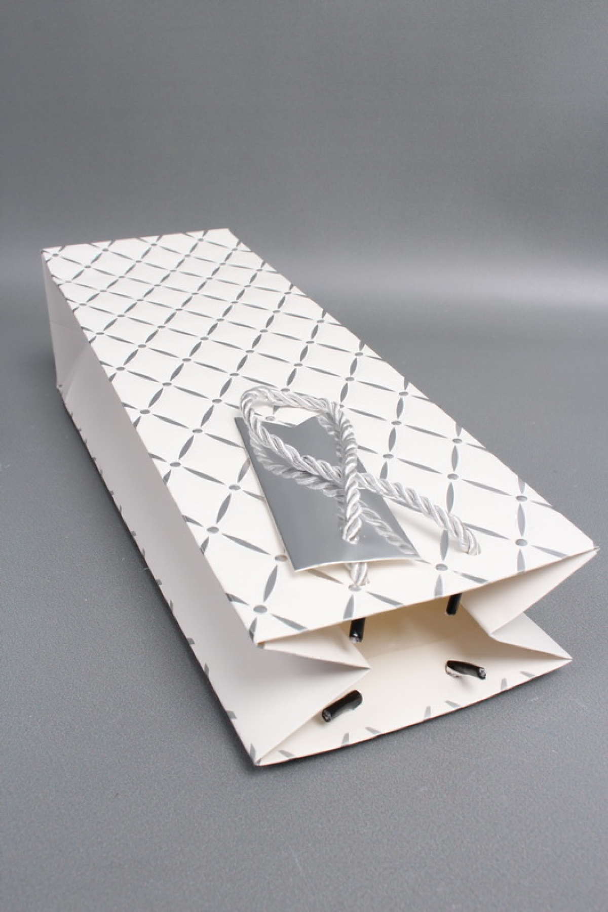 Сумка Люкс под Бутылку Алмазный узор 36*12*9 белый L580