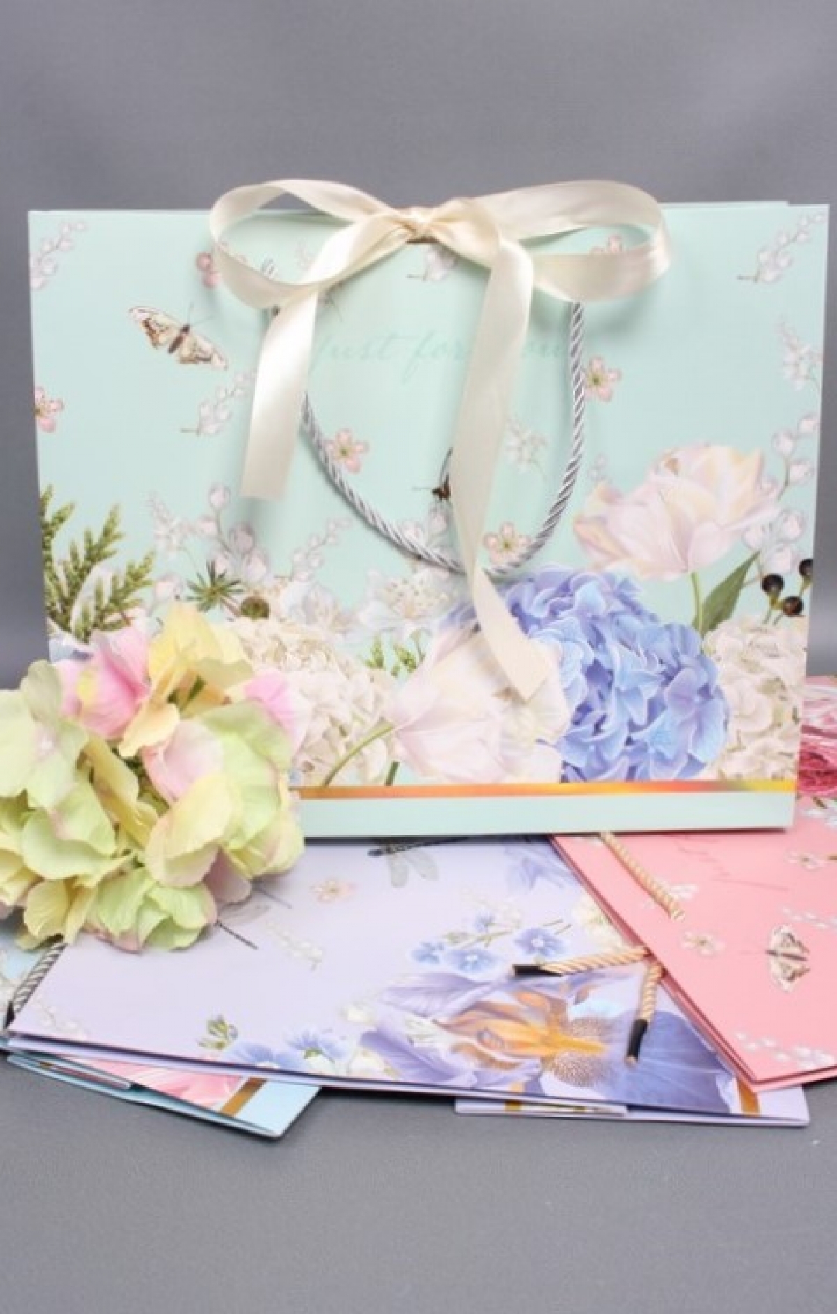 Сумка Люкс с бантом Цветочный аромат 32*26*12  L252