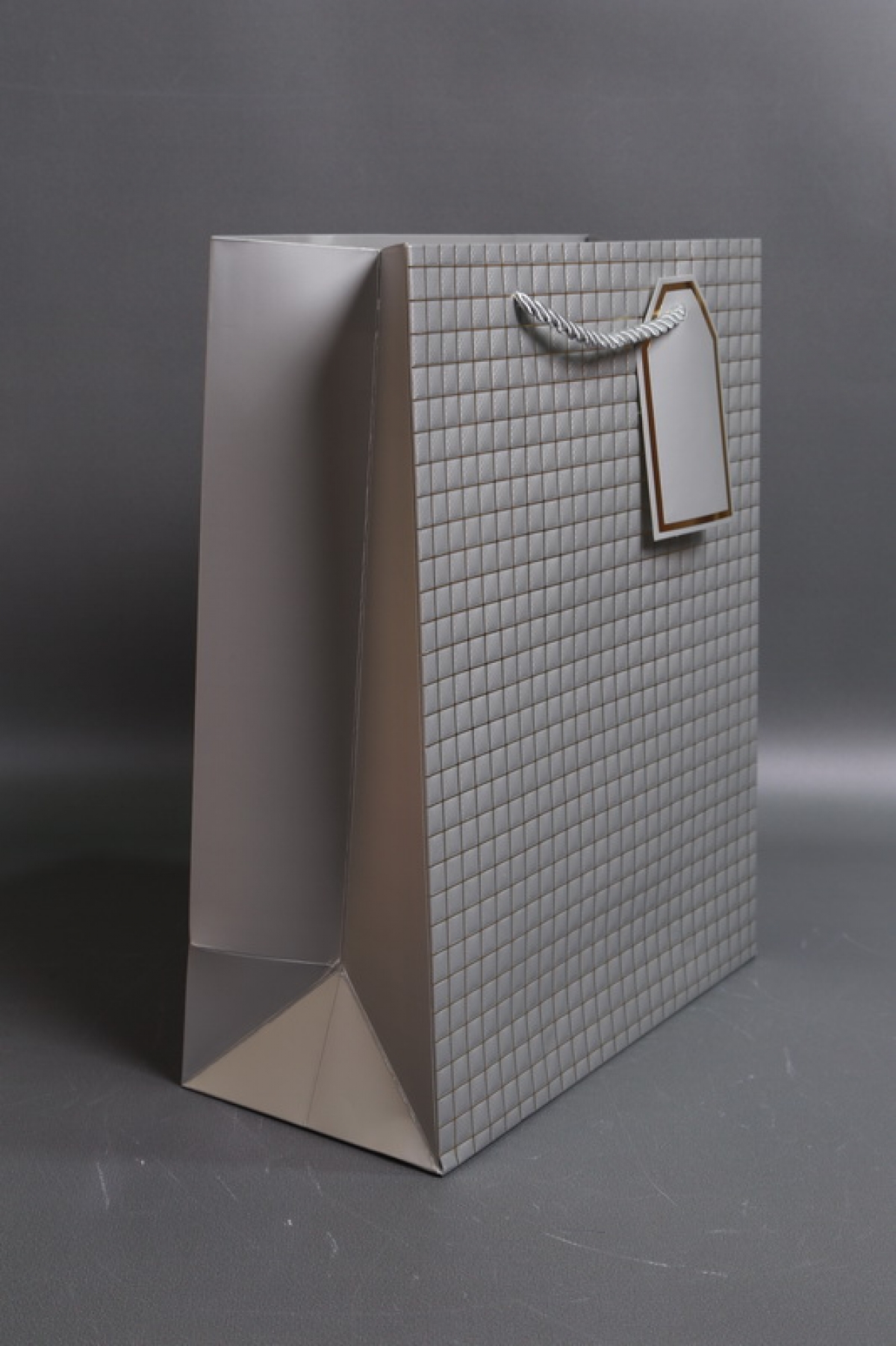 Сумка Люкс Тиснение клетка  26*32*12 серебро  L2932 Цена за 1шт