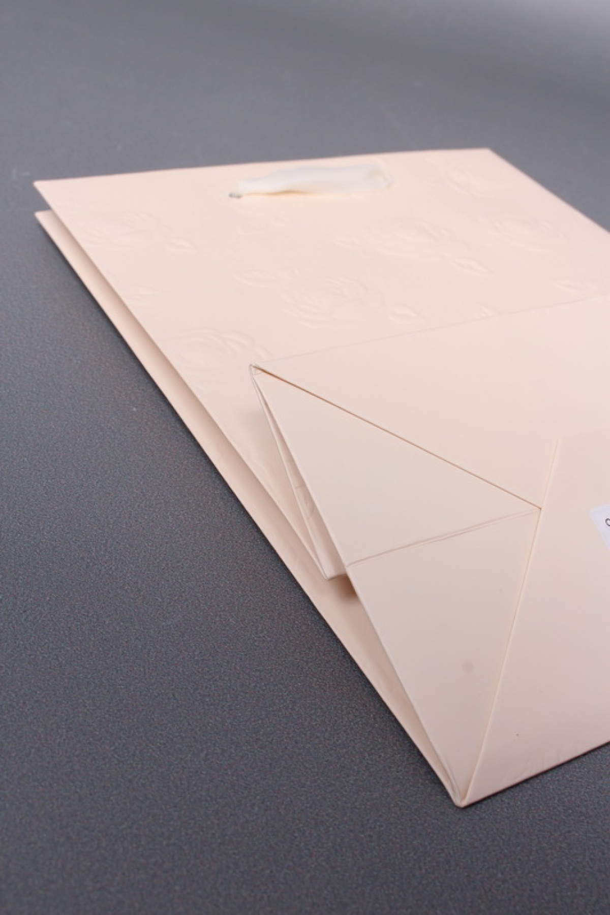 Сумка Люкс Тиснение Розы 18*23*10 крем Цена за 1шт  L460