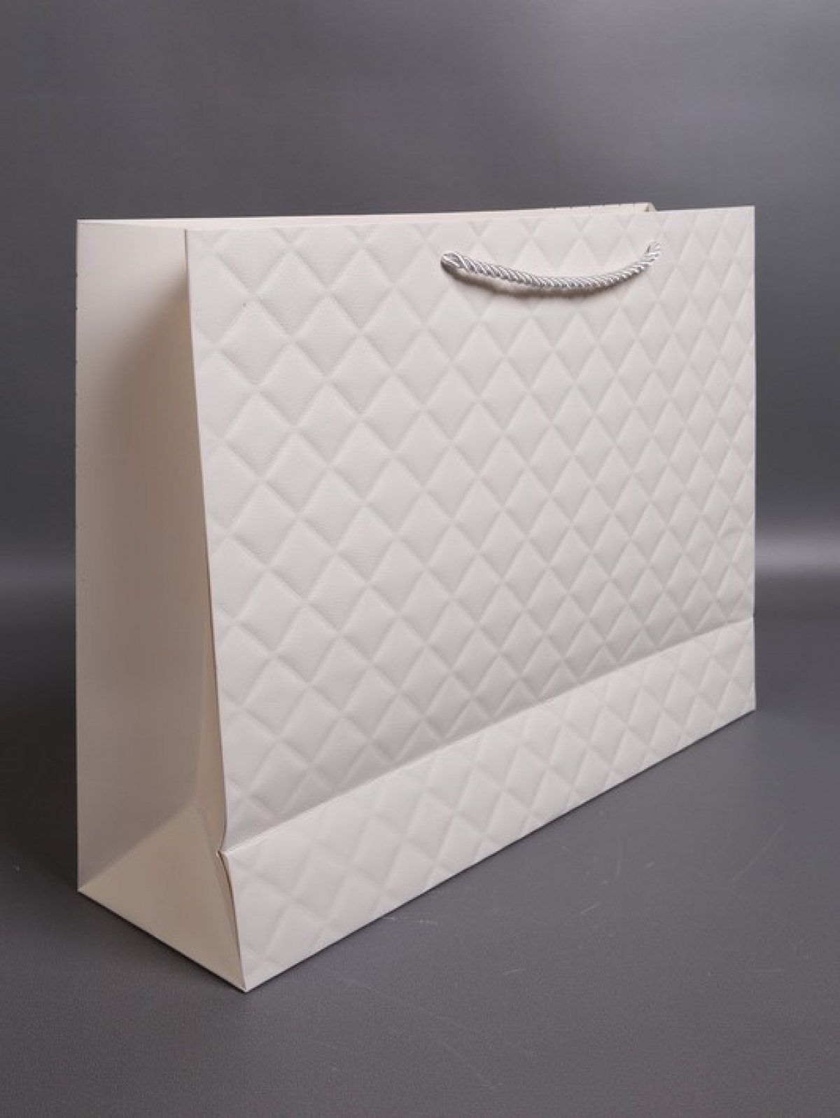 Сумка Люкс Золотой Ромб 31*42*12  белая L401 Цена за 1шт