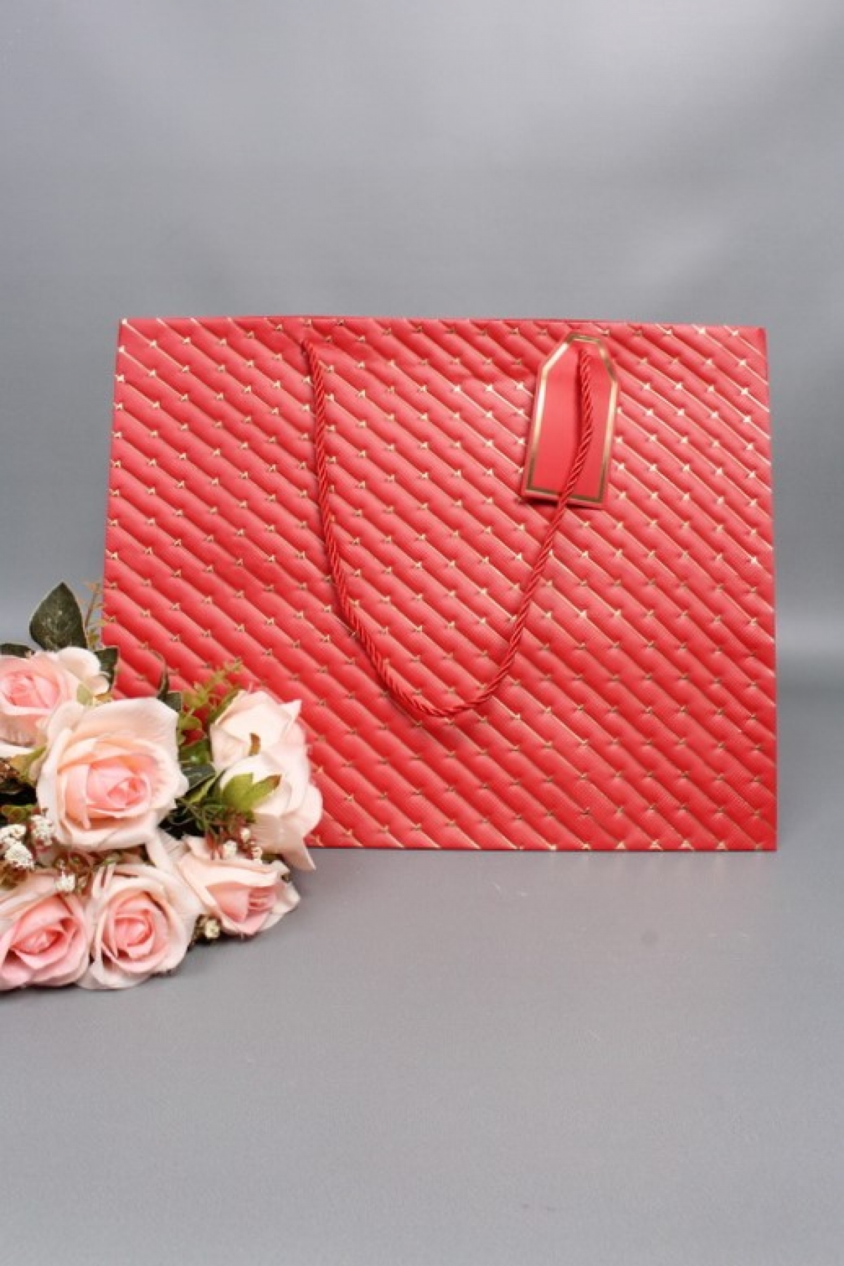 Сумка ЛЮКС Золотые стрелы 30*38*30 красный L604