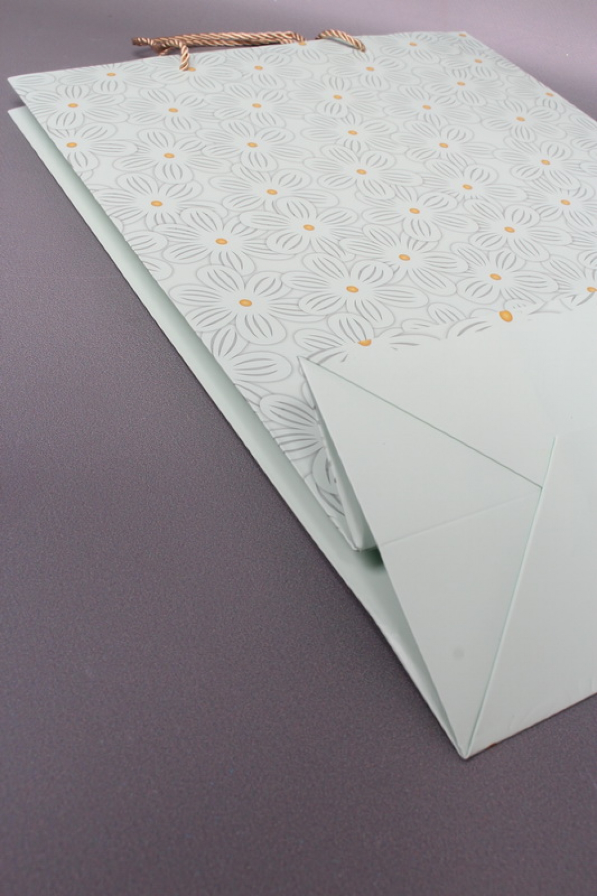 Сумка  Люкс Ромашки воздушные 31*42*12 фисташка   L1170