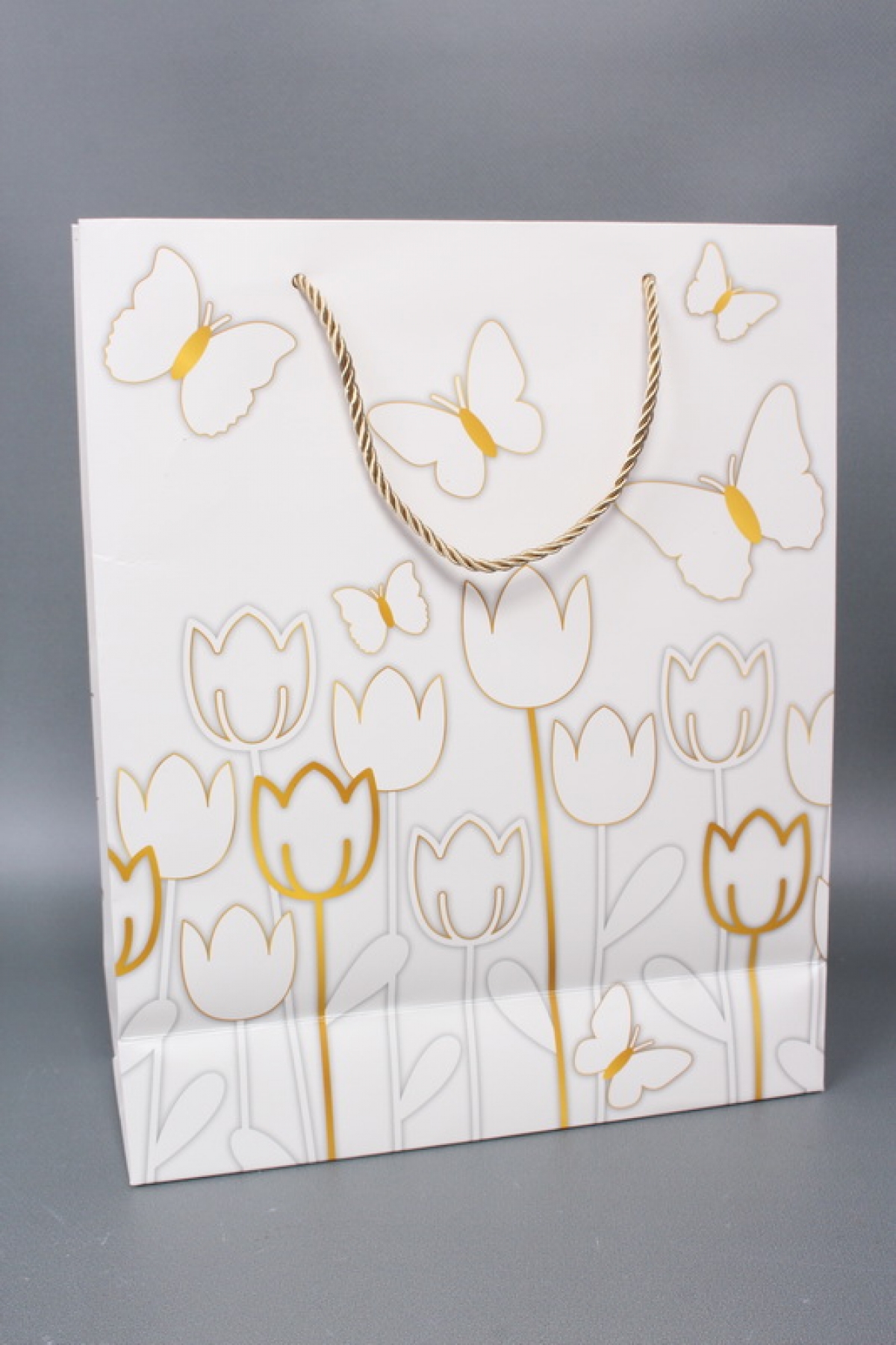 Сумка  Люкс Тюльпаны и Бабочки тиснение  26*32*12  белый  L966