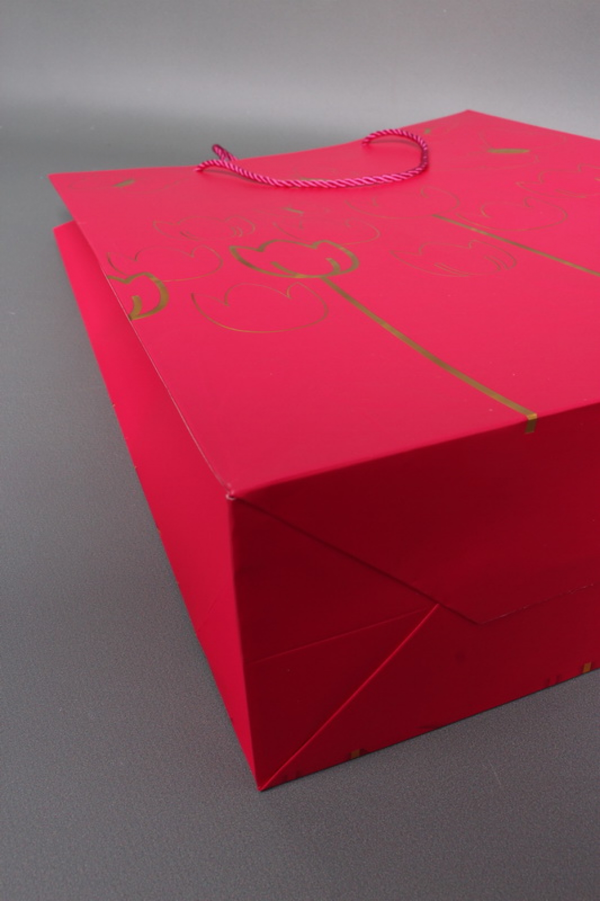 Сумка  Люкс Тюльпаны и Бабочки тиснение  31*42*12  малина  L967