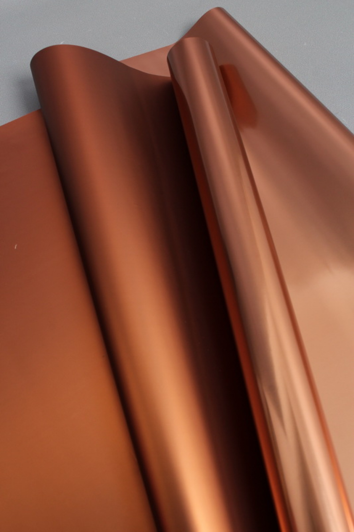 Упак. материал флористическая пленка c металлической стороной, 53 мкр, 58 см х 10 м, бронзовый 2893М