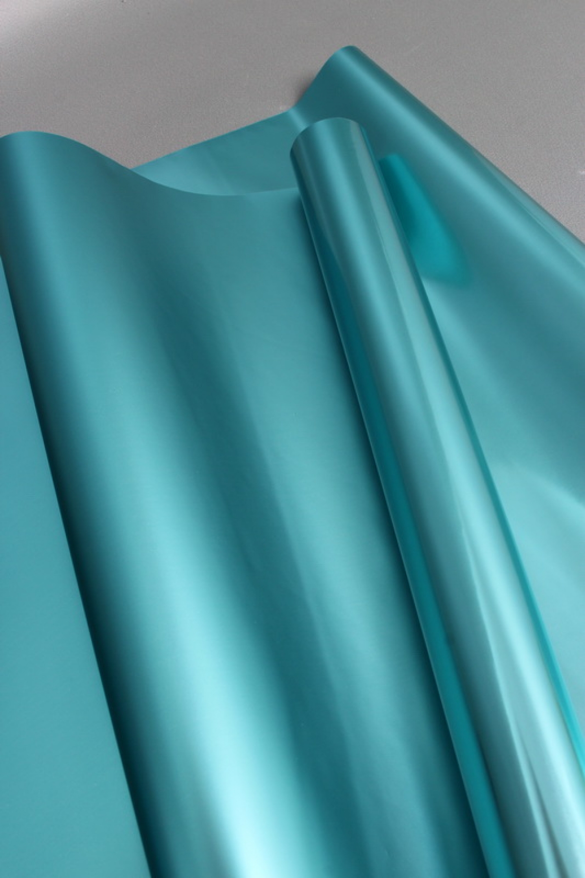 Упак. материал флористическая пленка c металлической стороной, 53 мкр, 58 см х 10 м, синий 2916М