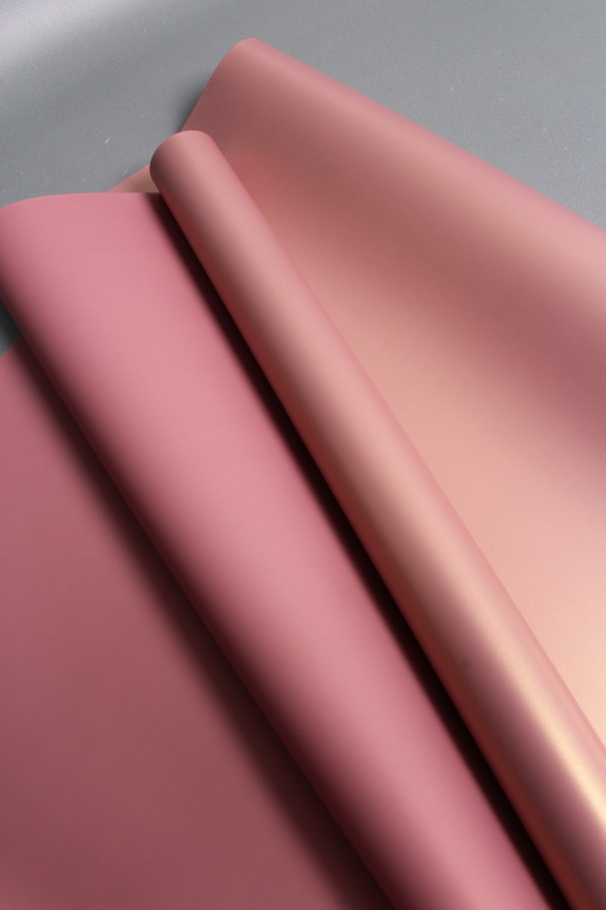 Упак. материал флористическая пленка "Жемчужина", 65 мкр, 58 см х 10 м, киноварь 5630М