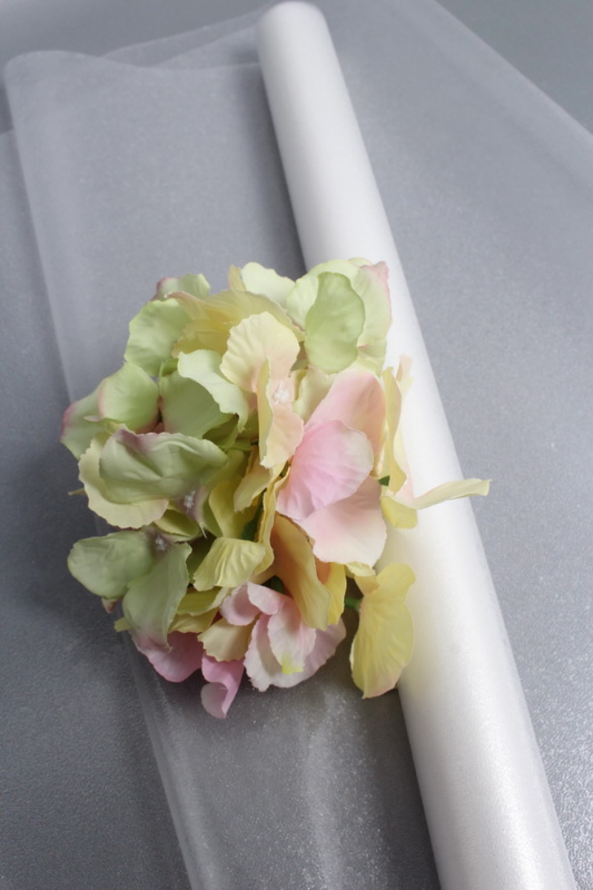 Упак. материал флористическая пленка "Хрусталь", 120 мкр, 57 см х 7 ярдов , белый 9061М