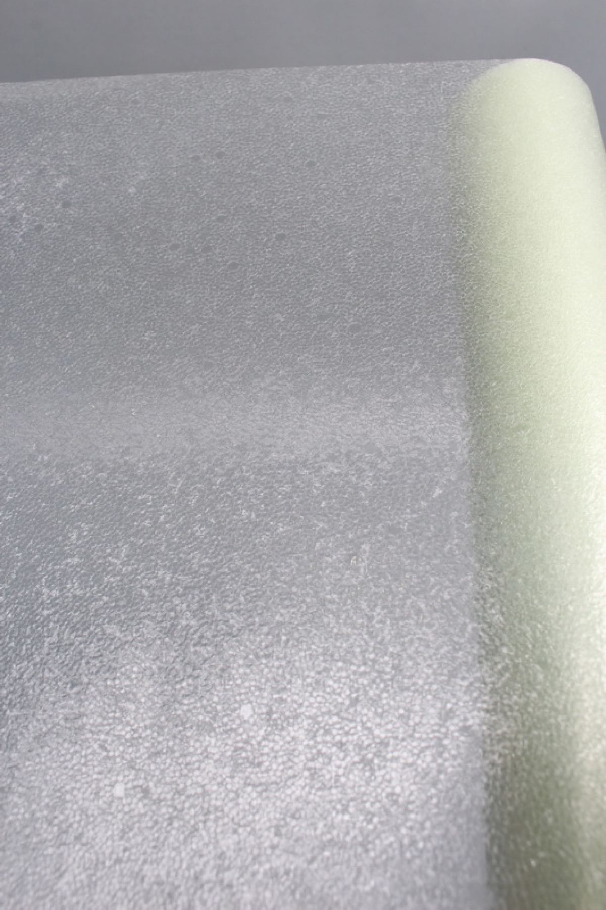 Упак. материал флористическая пленка "Хрусталь", 120 мкр, 57 см х 7 ярдов , пастельно-зеленый 9108М