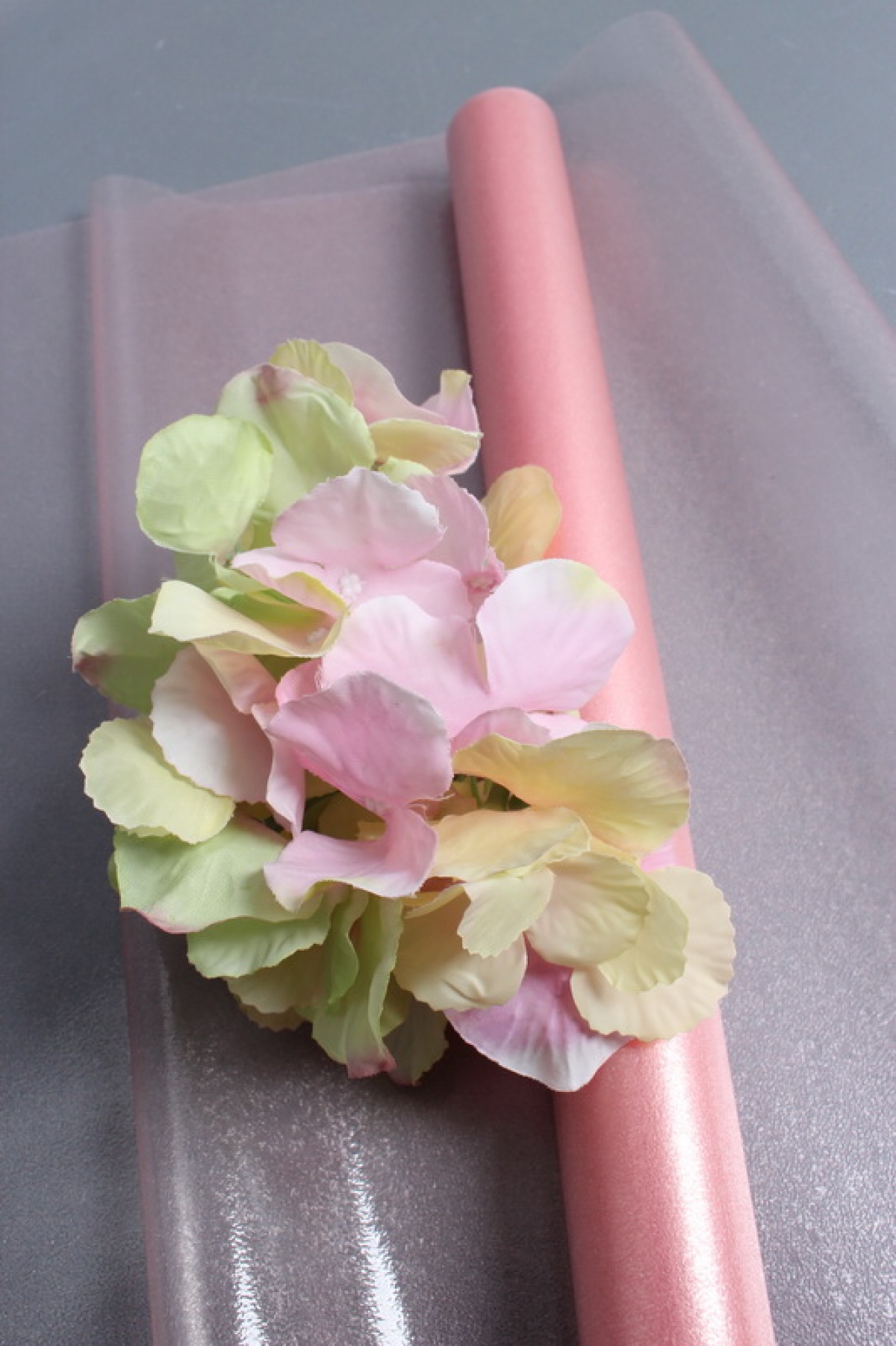 Упак. материал флористическая пленка "Хрусталь", 120 мкр, 57 см х 7 ярдов , розовый 9078М