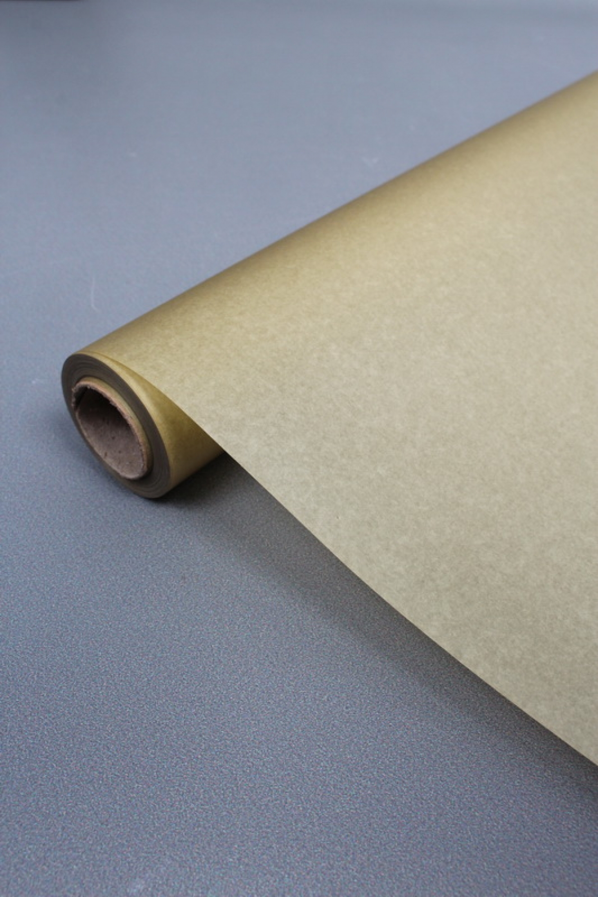 Упаковочный материал флористическая пленка с тишью, 65 мкр, 58 см х 10 м, бежевый 3326М