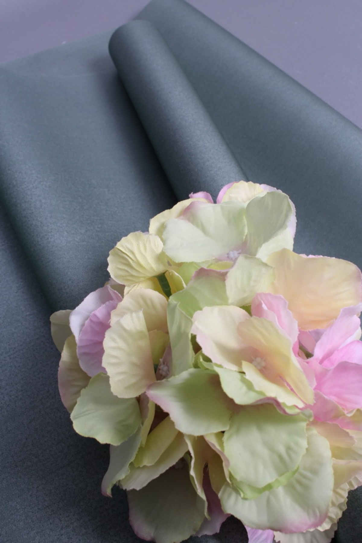 Упаковочный материал флористическая пленка с тишью, 65 мкр, 58 см х 10 м, бирюзовый 3289М