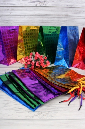 Подарочные пакеты голография 18*23  (20 шт /уп)