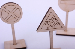 деревянная заготовка - минидорожные знаки на подставках, фанера 4мм	 302061