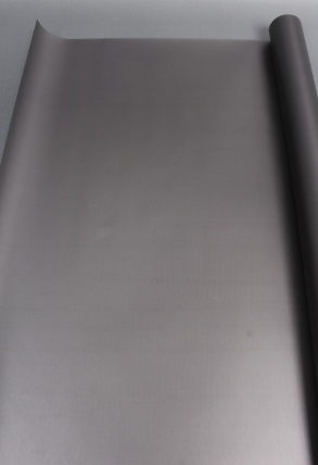 Флористическая пленка с перламутровым эффектом, 50 мкр, 57 см х 10 м, черный 7232М