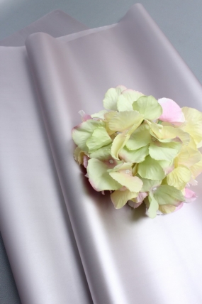 Флористическая пленка с перламутровым эффектом, 50 мкр, 57 см х 10 м, жемчужно-серый 7164М