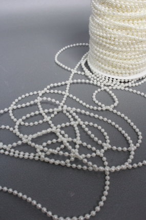 Жемчужная нить на катушке, 4 мм * 50 м., белый  4255М