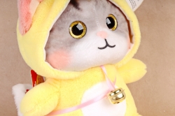 Игрушка мягкая - Кошка в капюшоне   желтая