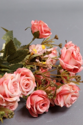 Искусственное растение - Розы дизайн розовая 40 см