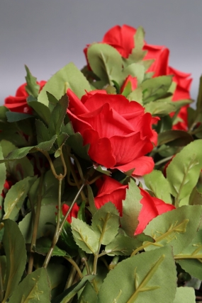 Искусственное растение - Розы кустовые 50см красные