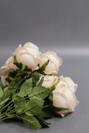 Искусственное растение - Розы Нежность 9 голов кремовые 42 см