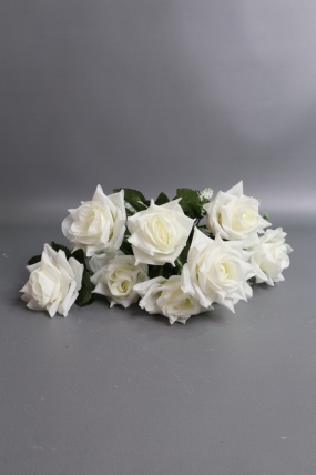 Искусственное растение -  Розы с гипсофилой 38 см белые