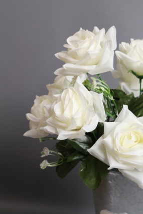 Искусственное растение -  Розы с гипсофилой 38 см белые