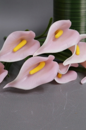 Каллы силиконовые букет светло-розовые 30см
