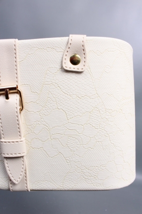 Коробка для цветов "Стильное решение" 24*15*14,5, 1 шт., молочный 6648М