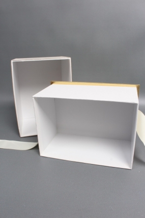 Коробка подарочная одиночная 1шт - "Изящество" 21*15*14,5  шампань  6686М