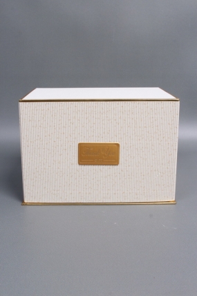 Коробка подарочная одиночная 1шт - "Изящество" 21*15*14,5  шампань  6686М