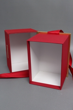 Коробка подарочная одиночная 1шт -  "Изящество" 15*11*10,5  красная  6693М