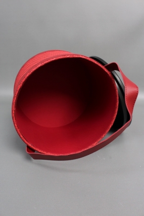 Коробка подарочная с крышкой 22*22*14, красный 8024М