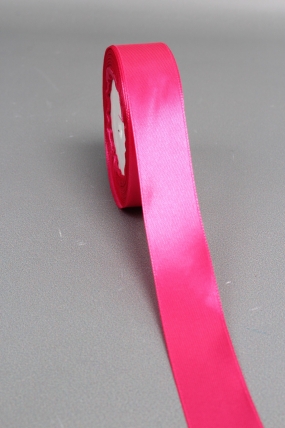 Лента атласная, на пене,   односторонняя, 25 мм х 25 ярд, цветущая роза 6682М