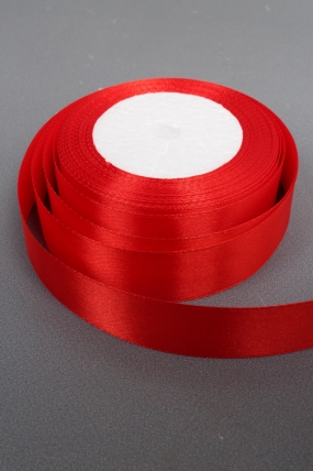 Лента атласная односторонняя, 25 мм х 25 ярд, красный 0804М