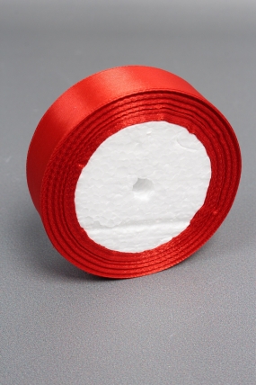 Лента атласная односторонняя, 25 мм х 25 ярд, темно-красный 0811М