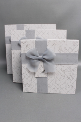 Набор коробок подарочных из 3шт - 27*27*11,5, 24*24*10, 20,5*20,5*8 см., св. голубой 7867М