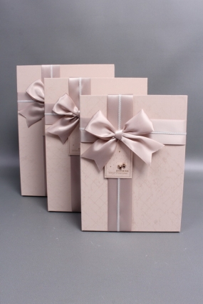 Набор коробок подарочных из 3шт - 29*21*9,5, 26*19*8, 23*17*6,5 см, св.бежевый 7768М