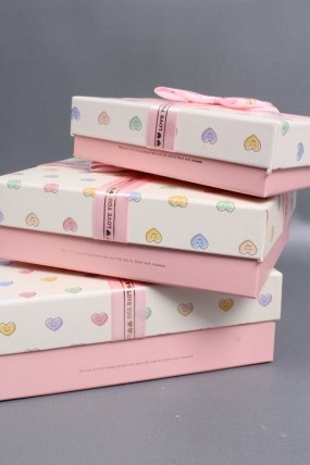 Набор подарочных коробок из 3шт - Прямоугольник Сердечки 24*19*8,5  К223