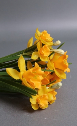 Нарциссы силиконовые букет желто-оранжевые 35см