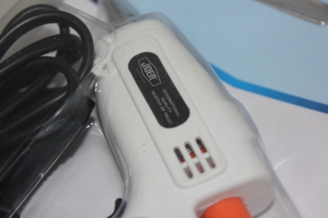 Пистолет клеевой для рукоделия маленький  с включателем 25w  (0,8см)