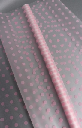 Пленка матовая с рисунком "Горошек" нежно розовый 60см 200гр  0011М