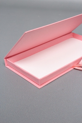 Подарочная коробка ДЛЯ ДЕНЕГ с бантом,тиснение МИКРОВЕЛЬВЕТ 172х83х16,розовый Д10303П.045