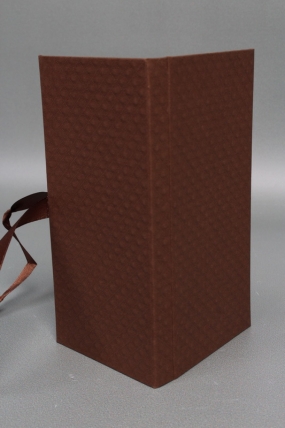 Подарочная коробка ДЛЯ ДЕНЕГ с бантом,тиснение РОМБ- крупный, 172х83х16,шоколадный Д10303П.034